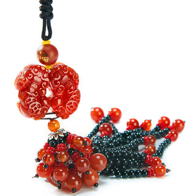 Looking for platinum (Milpro) car pendant jewelry agate stone car ornaments brave into the pendant jade pendant - red